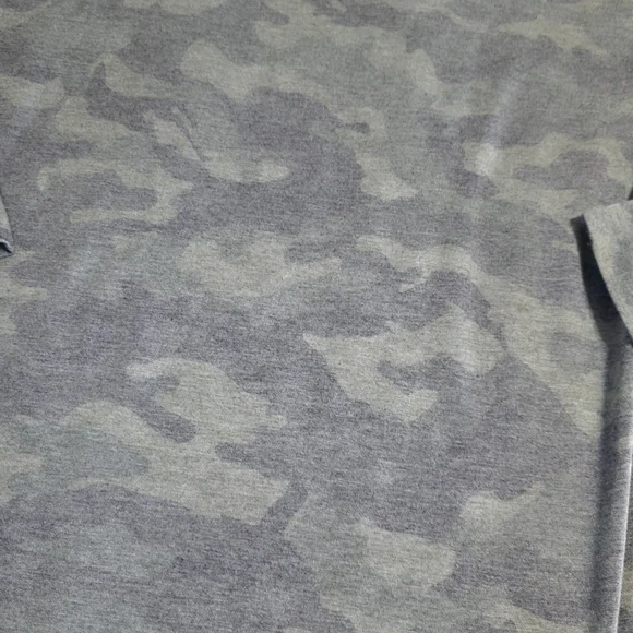 James & Delancy Gray Camouflage Long Sleeve Top - Picture 5 of 6